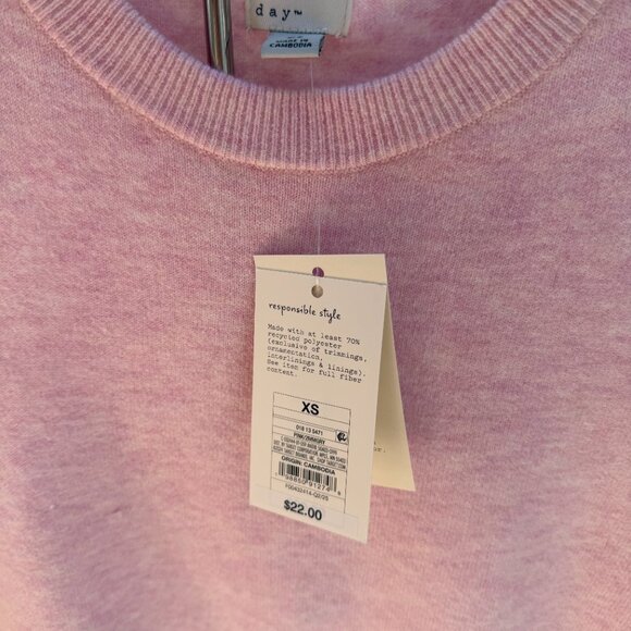 A New Day pink short sleeve sweater - NWT - Picture 3 of 5